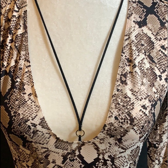 *SOLD* Victoria Secret like new Lepard bodysuit - Picture 2 of 4